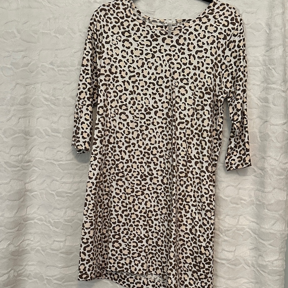 Lulu-B Leopard Print Long Sleeve Dress